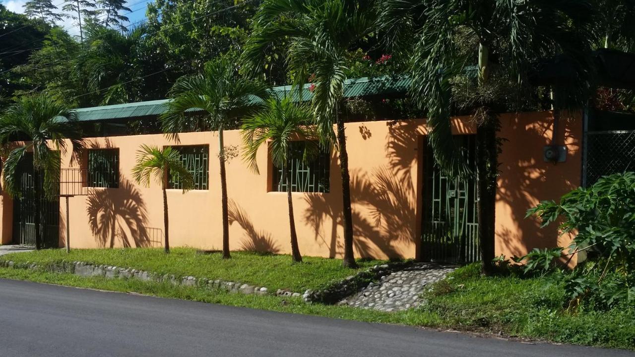 Embassy House Bed and Breakfast Puerto Jiménez Exterior foto